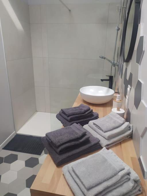 MérindolLe Petit Pied A Terre Du Luberon公寓 外观 照片